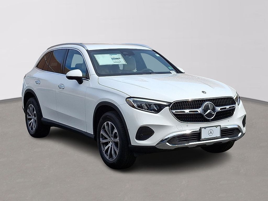 Thumbnail: 2025 Mercedes-Benz GLC - 2