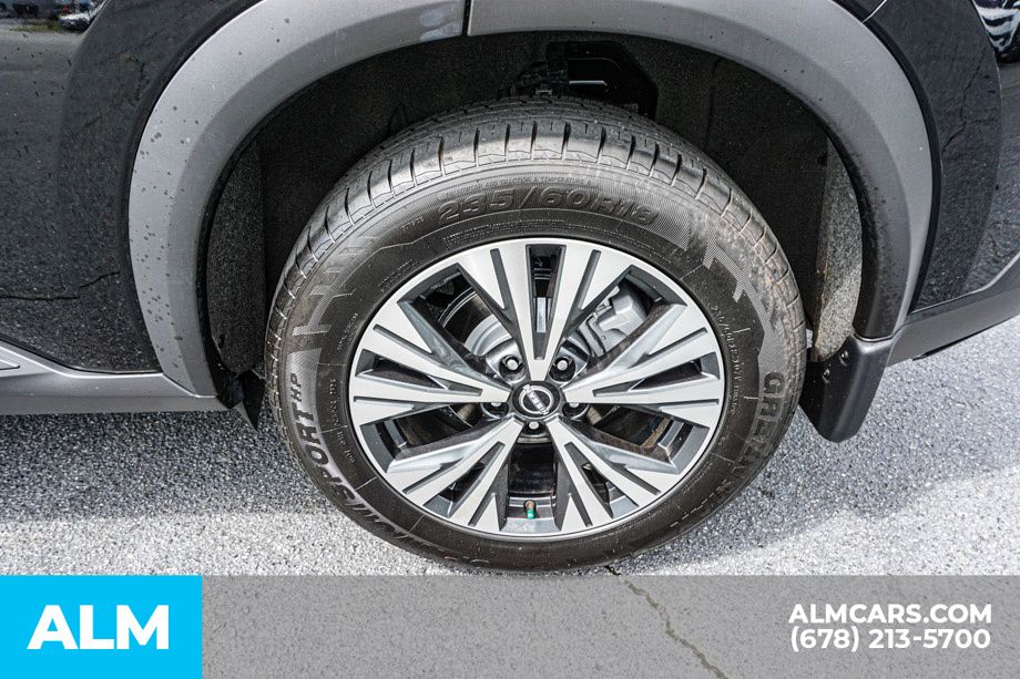 Used 2023 Black Nissan SV image 16