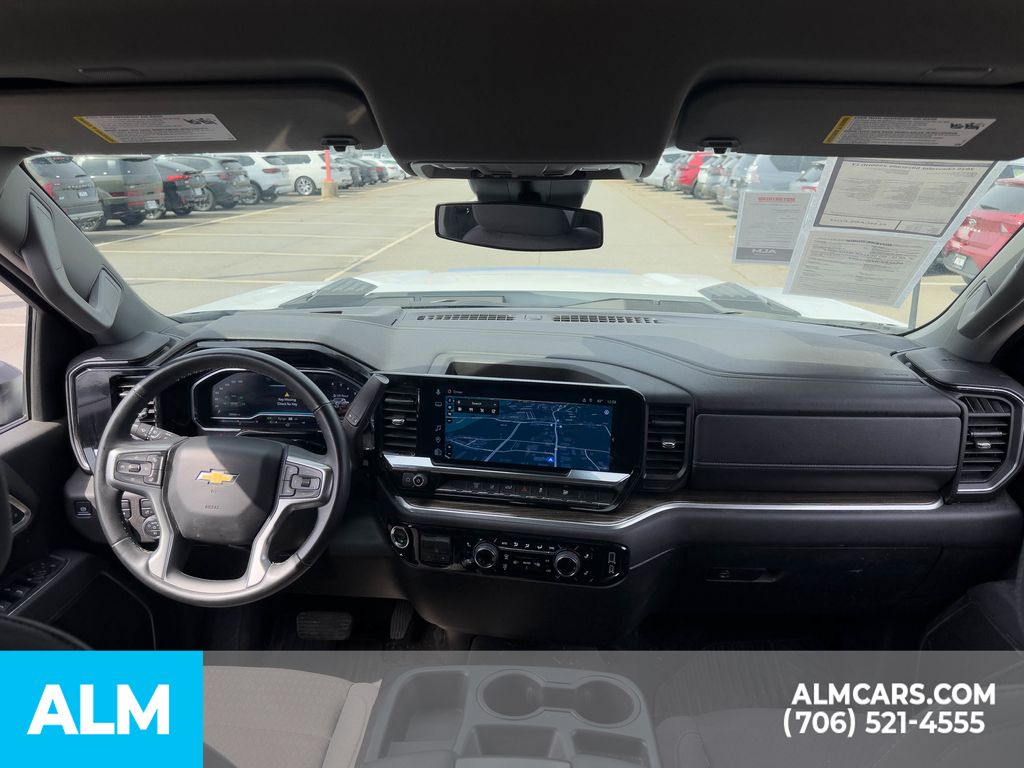 Used 2025 Summit White Chevrolet LT image 15