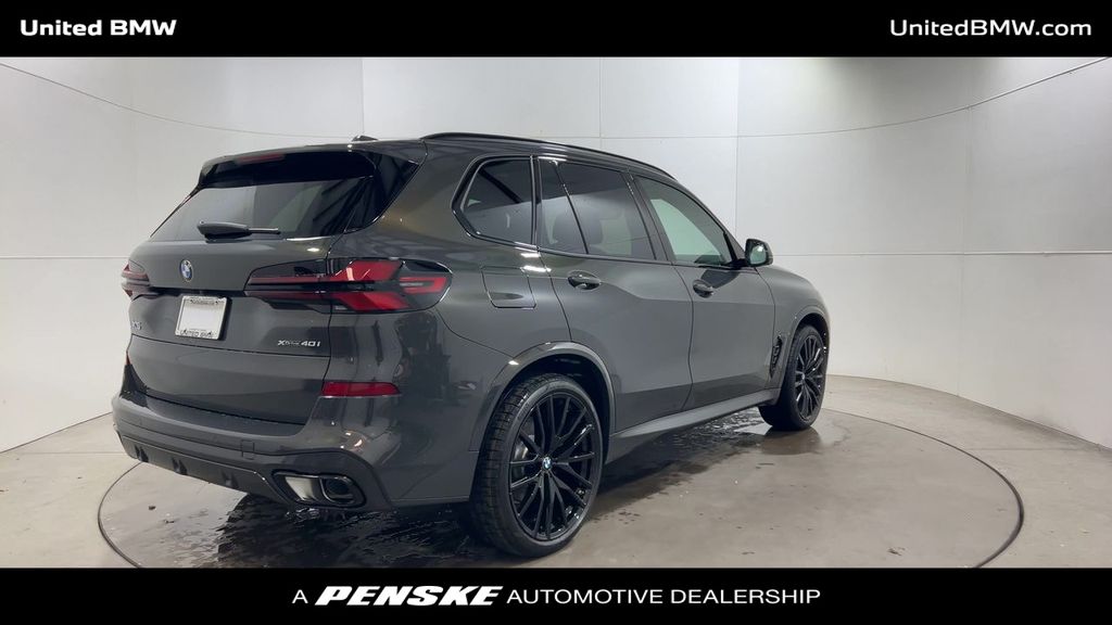 Thumbnail: 2026 BMW X5 - 8