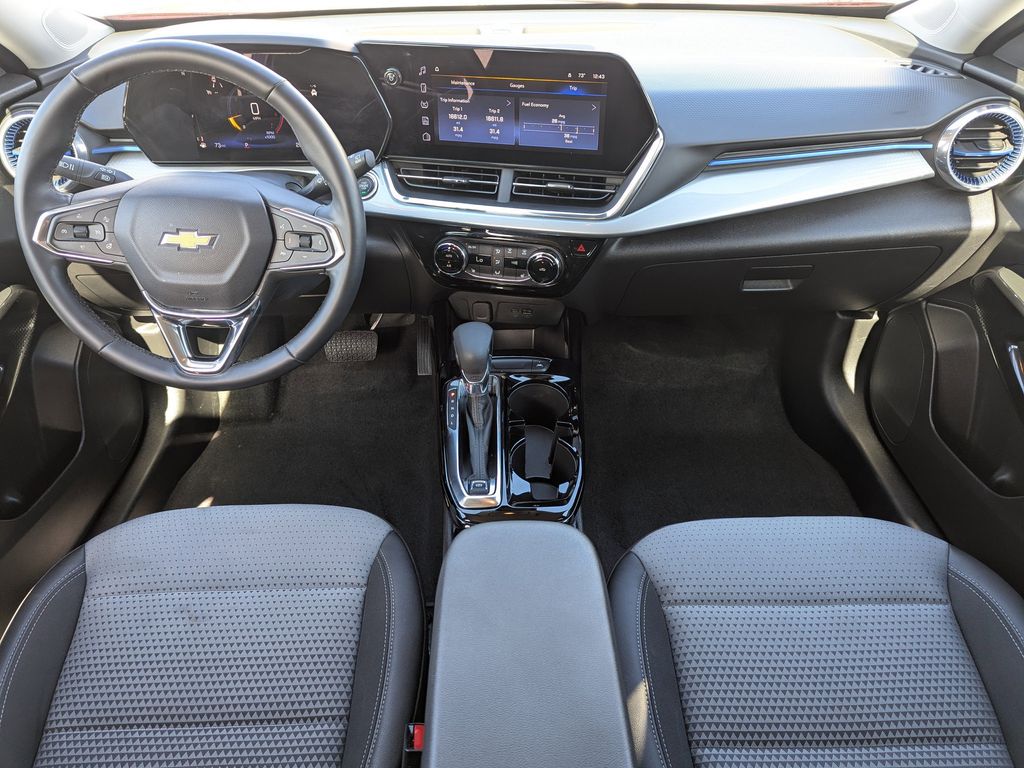 used 2025 Chevrolet Trax car, priced at $18,993