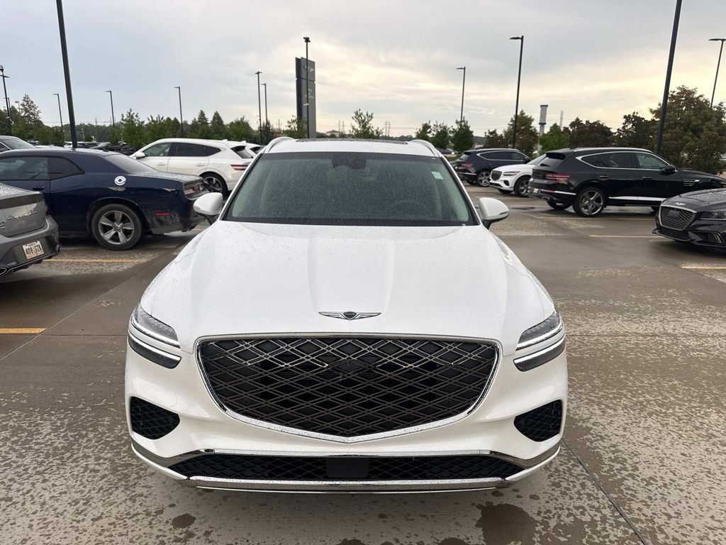 New 2026 White Genesis 2.5T image 2
