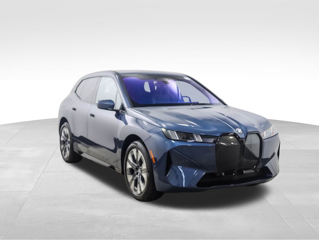 Thumbnail: 2026 BMW iX - 6