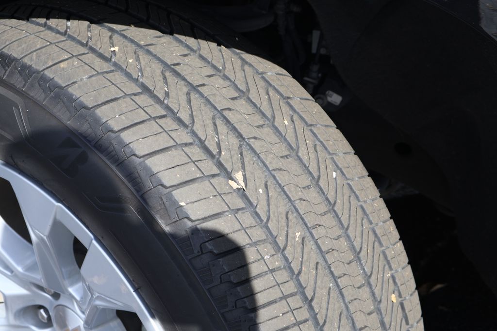 Thumbnail: 2022 Chevrolet Silverado 1500 - 14