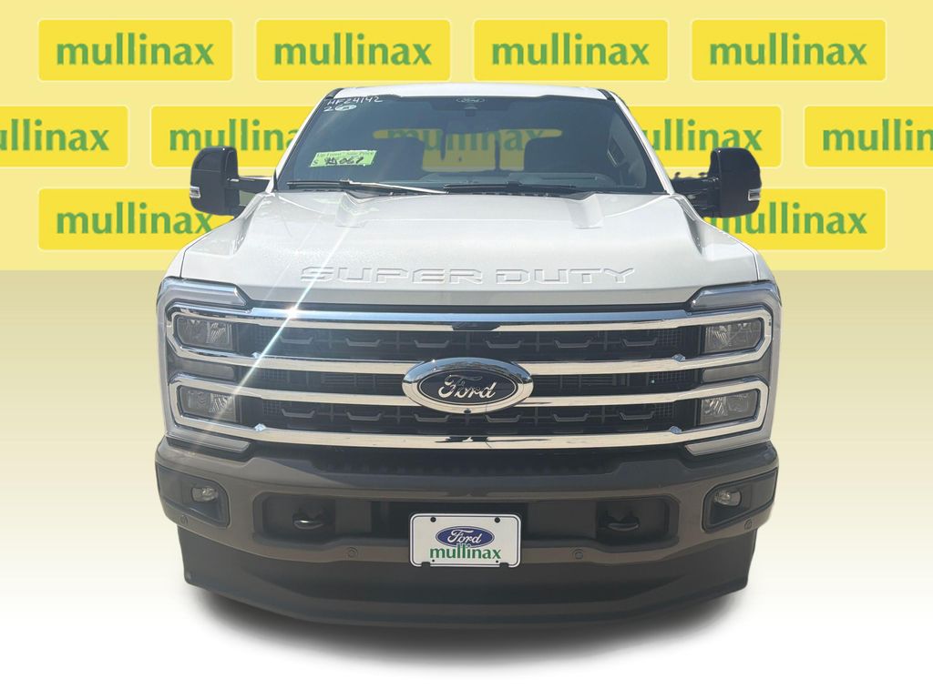 New 2026 White Ford King Ranch image 15