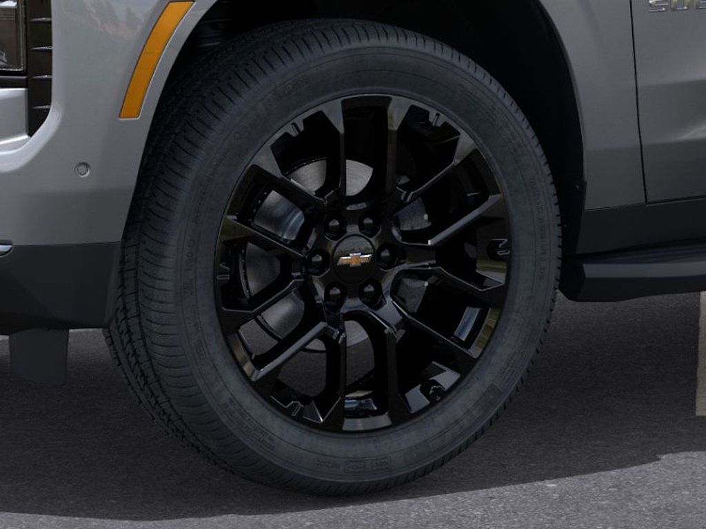 2026 Chevrolet Suburban Premier - 8