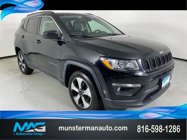 Diamond Black Crystal Pearlcoat 2017 Jeep Compass SUV / Crossover Four-Wheel Drive 9-Speed Automatic