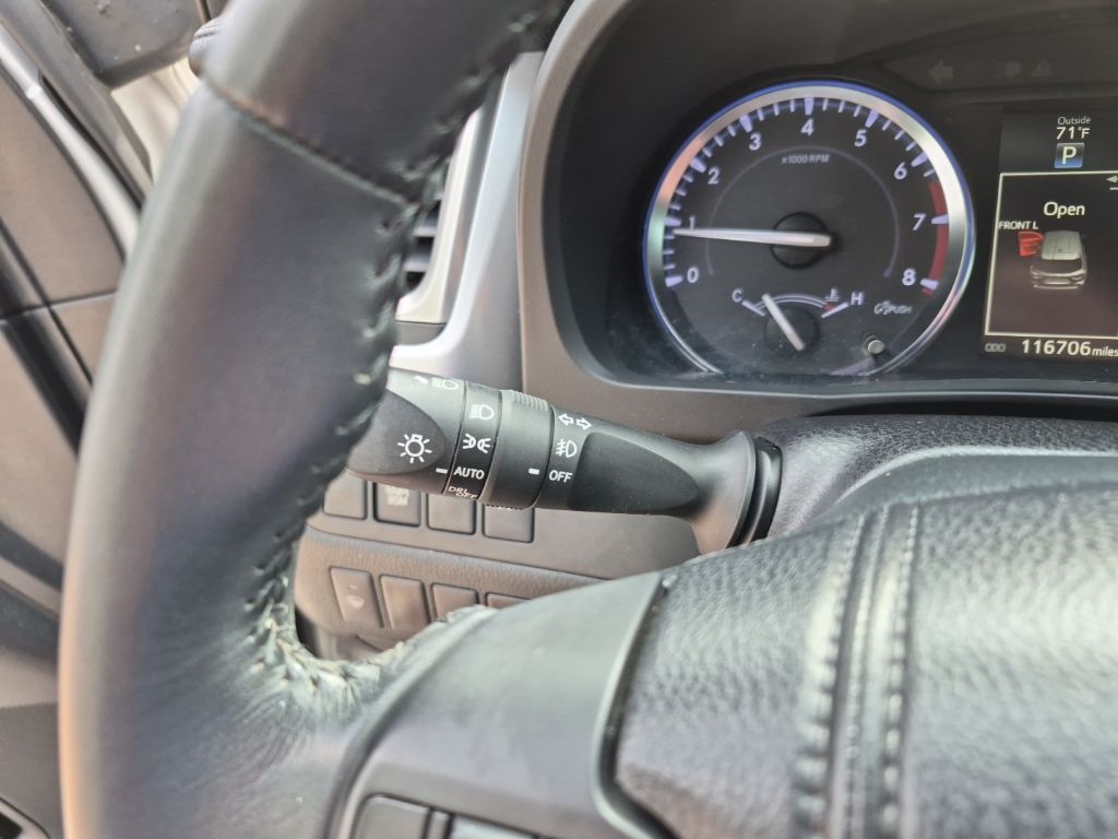 Used Car 2014 Toyota Highlander  Limited For Sale Under $20,000 In Austin, Texas