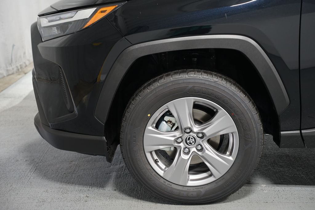 Thumbnail: 2025 Toyota RAV4 - 5