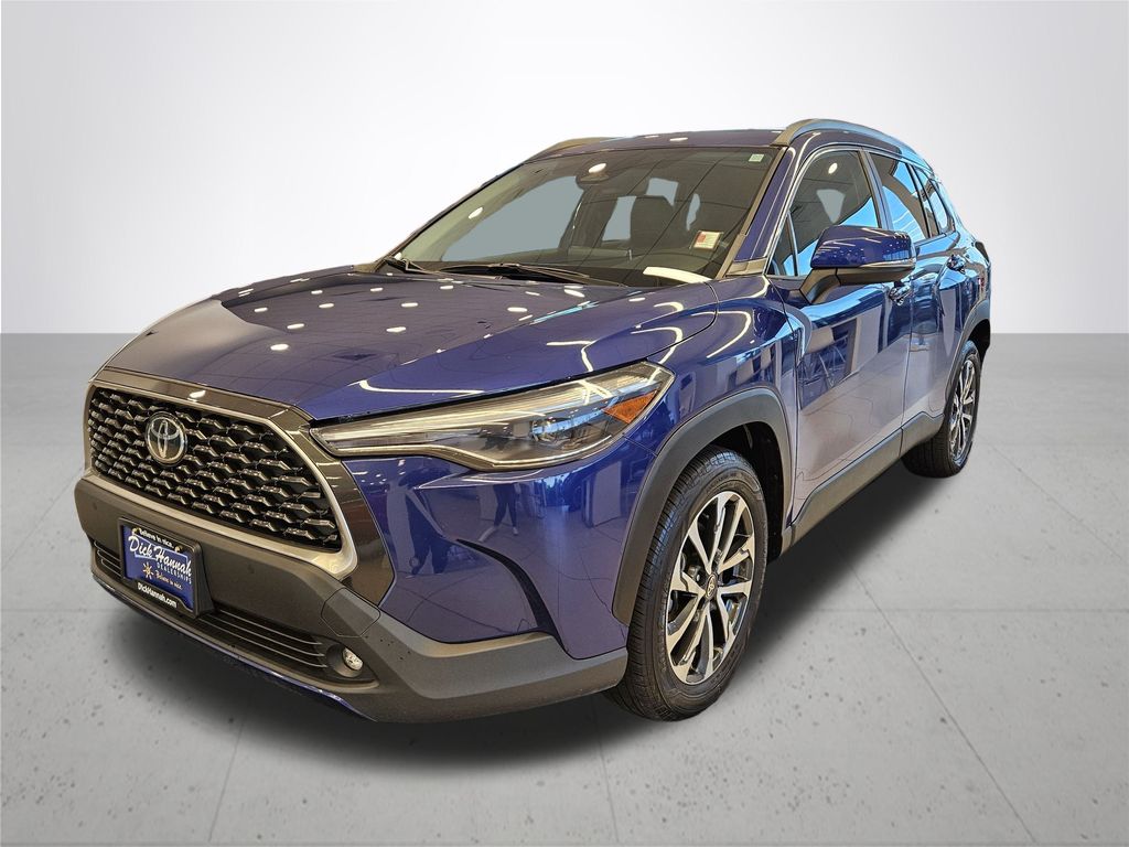 2024 Toyota Corolla Cross XLE