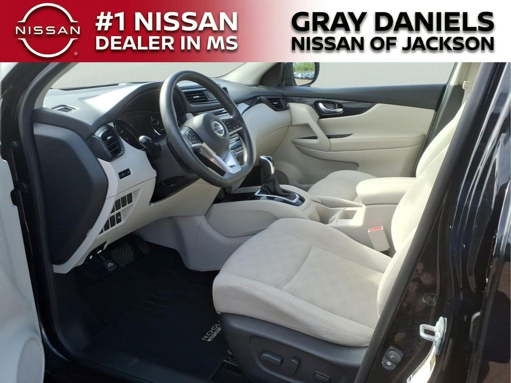 Used 2017 Nissan Rogue Sport SUV