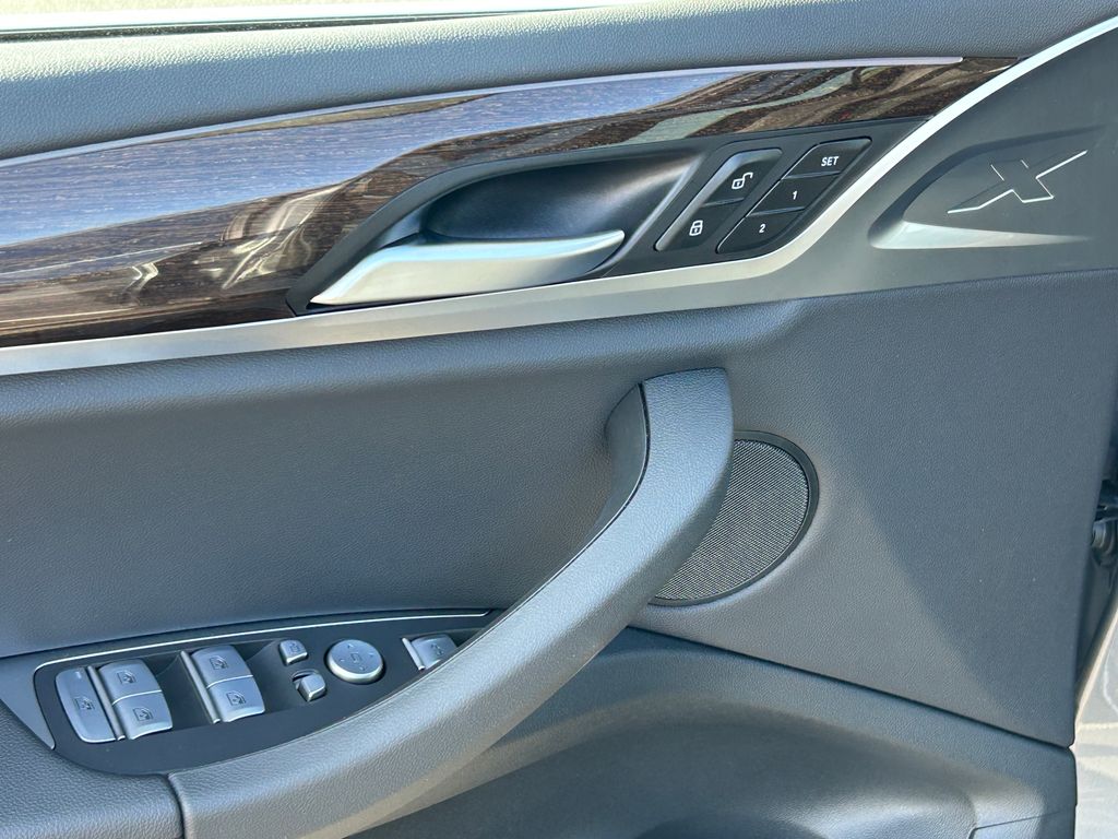 Thumbnail: 2024 BMW X3 - 12