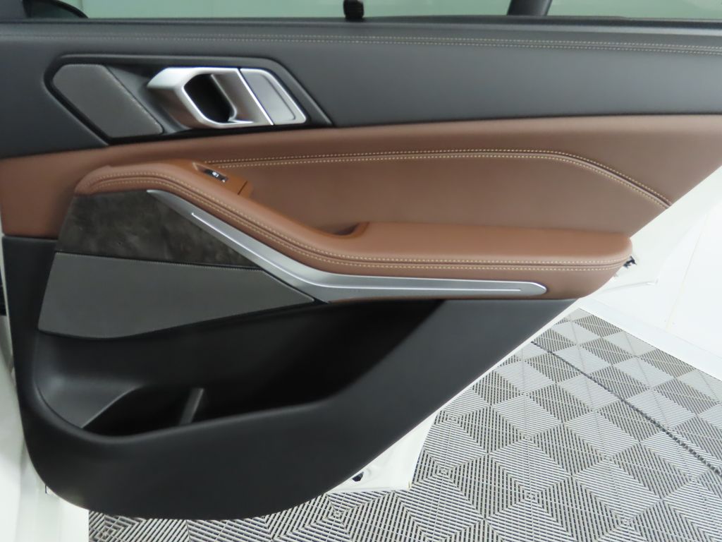 Thumbnail: 2026 BMW X5 - 28