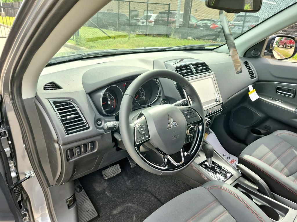 2026 Mitsubishi Outlander Sport 2.0 SE - 8