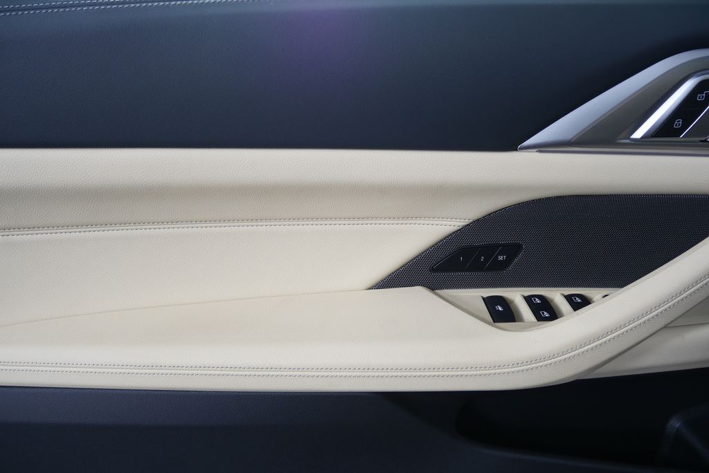 Thumbnail: 2025 BMW 4 Series - 10