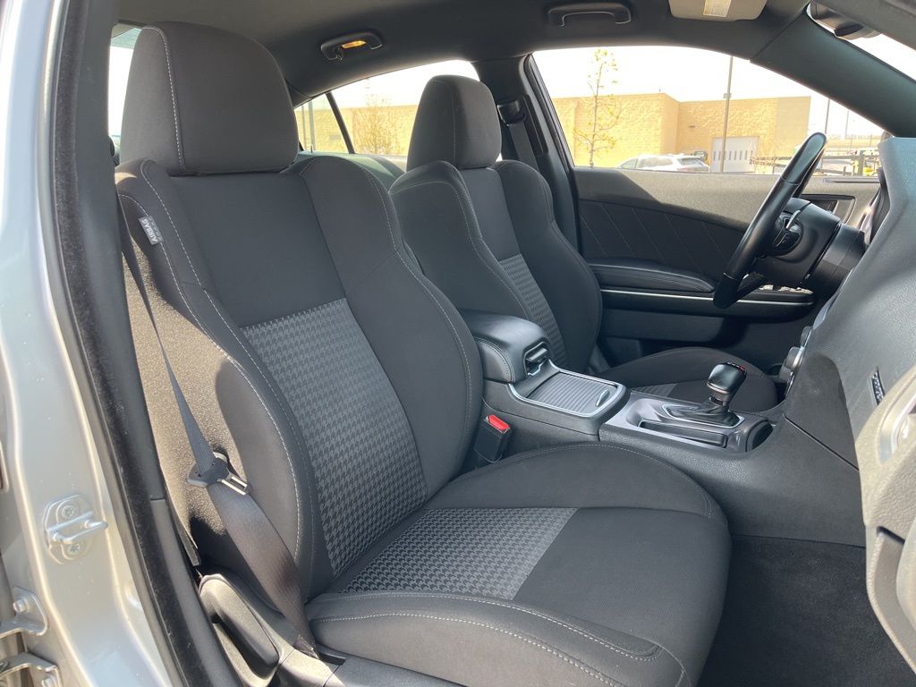 2022 Dodge Charger GT 28