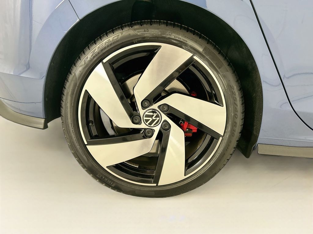 Thumbnail: 2025 Volkswagen Golf - 32