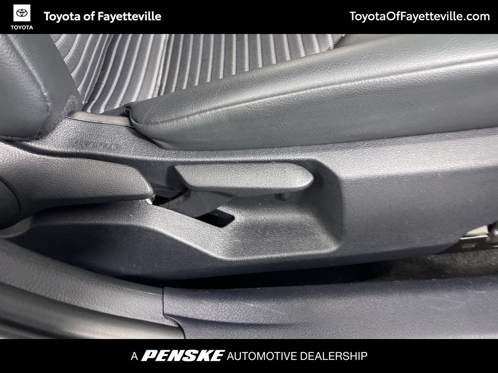 Thumbnail: 2024 Toyota Camry - 9