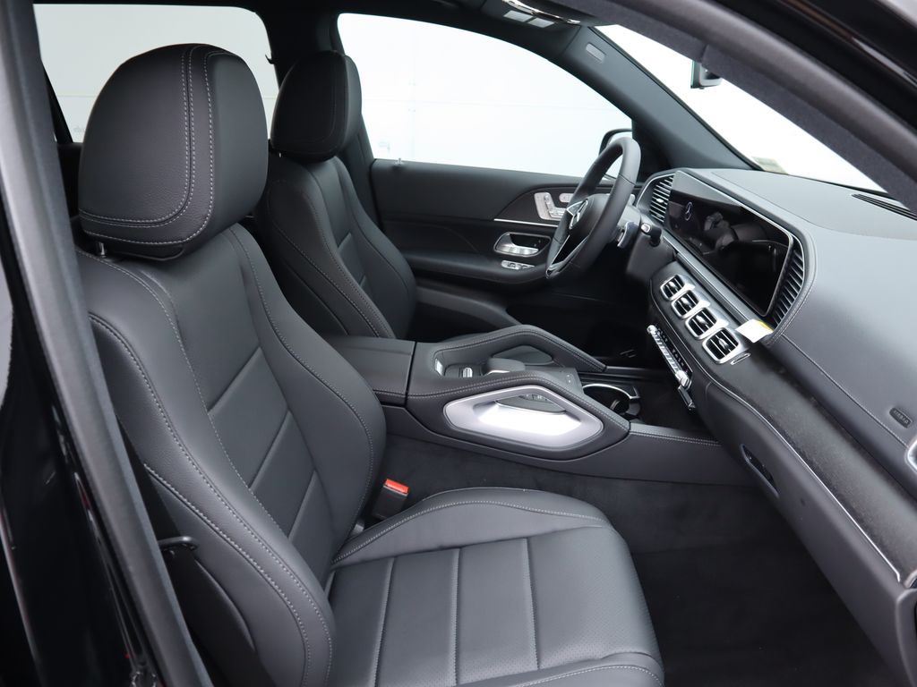 2024 Mercedes-Benz GLS 450 4MATIC 21
