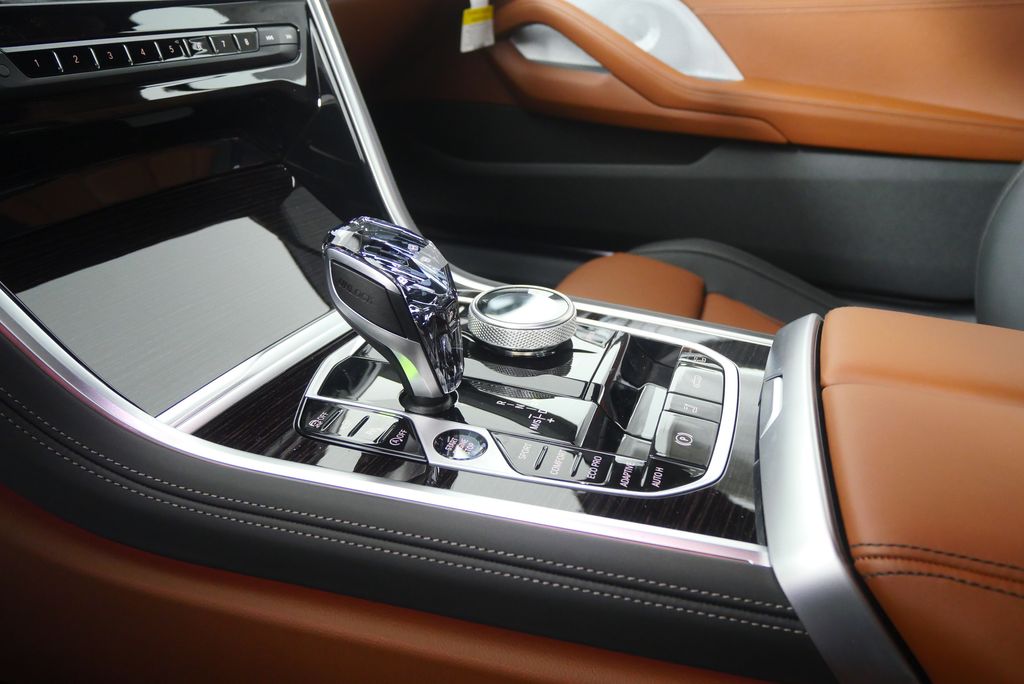 Thumbnail: 2026 BMW 8 Series - 21