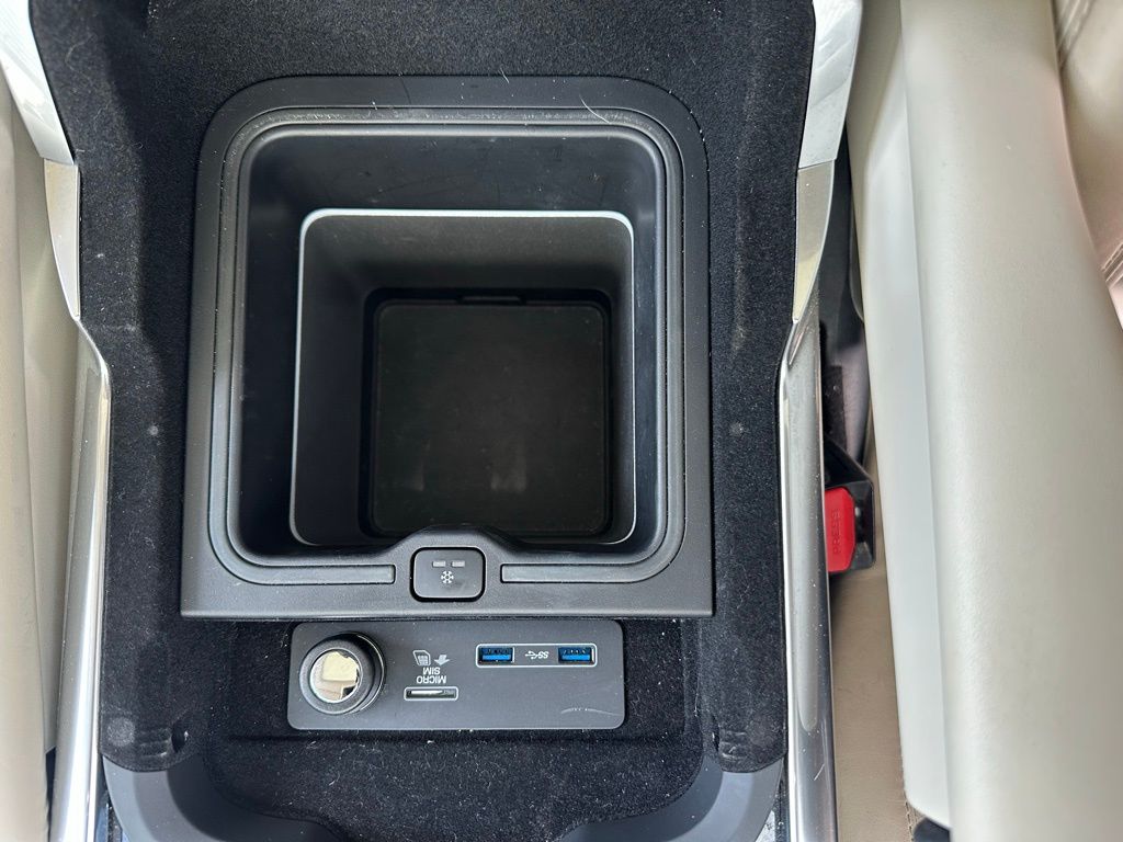 Thumbnail: 2022 Land Rover Range Rover Sport - 26