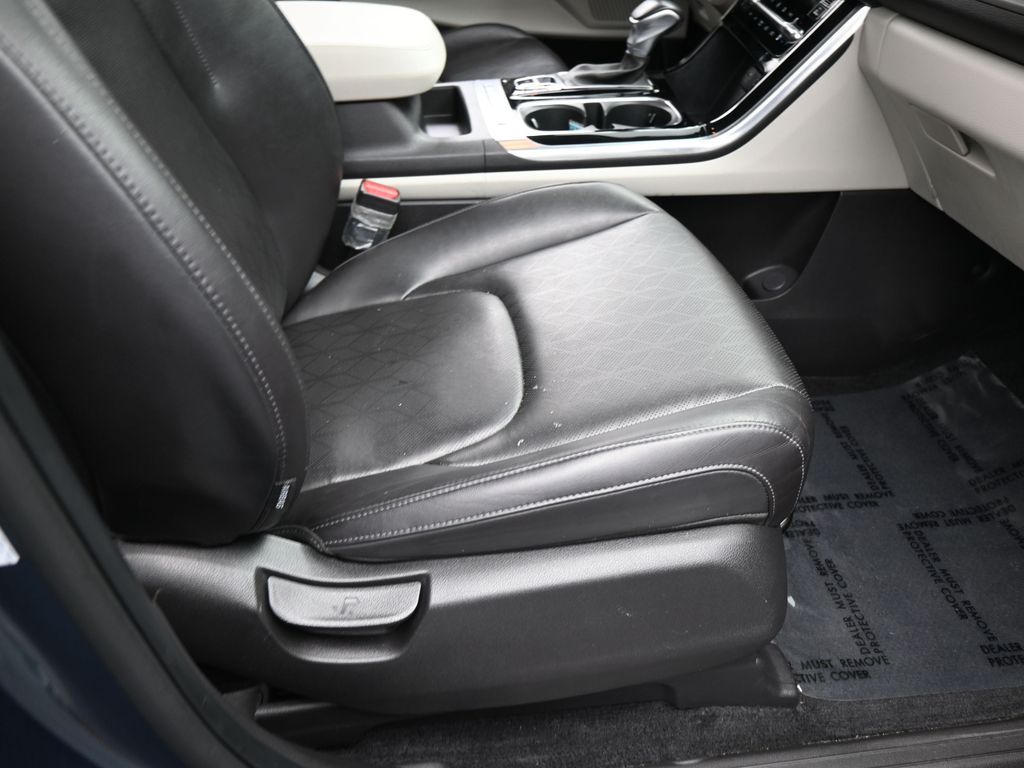 Used 2024 Astra Blue Kia EX image 47