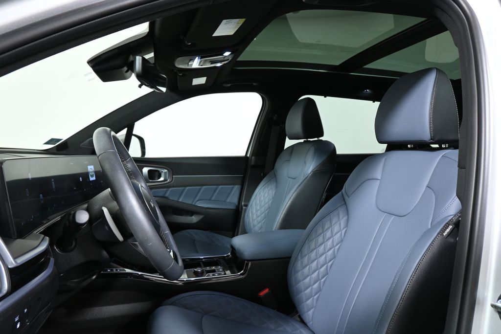 Thumbnail: 2025 Kia Sorento - 15