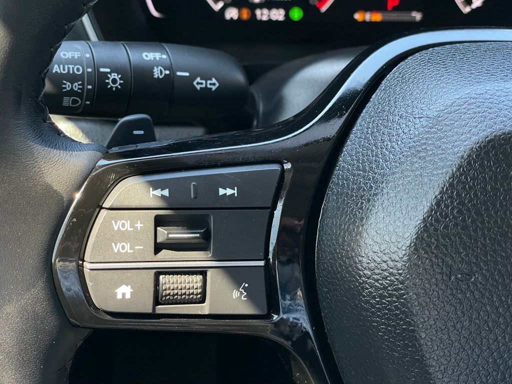 Thumbnail: 2025 Honda Pilot - 15