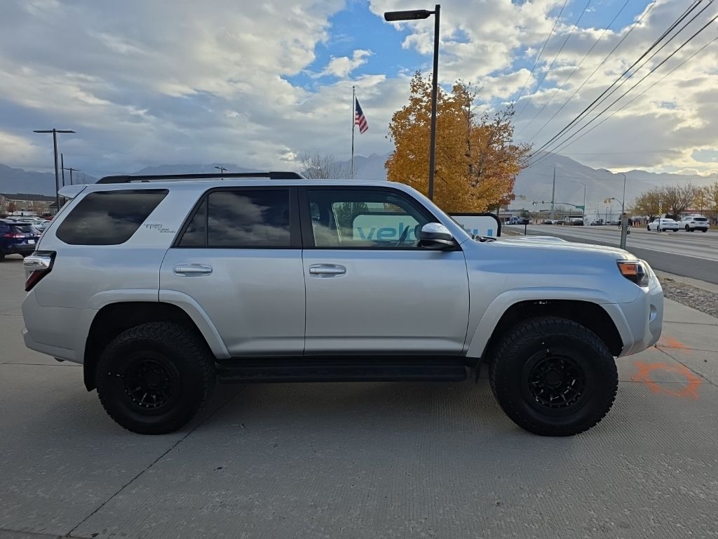 2024 Toyota 4Runner TRD Off-Road 4WD