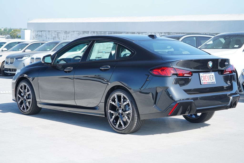 Thumbnail: 2026 BMW 2 Series - 7