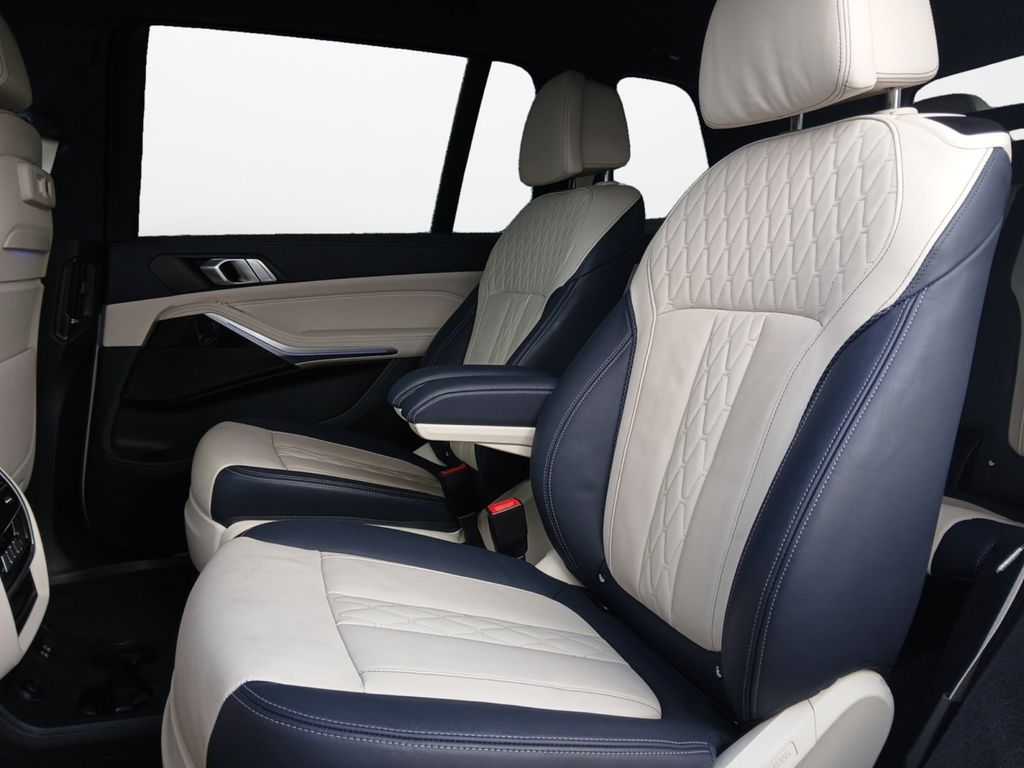 Used Car 2022 Bmw X7  Xdrive40i For Sale Under $50,000 In Austin, Texas
