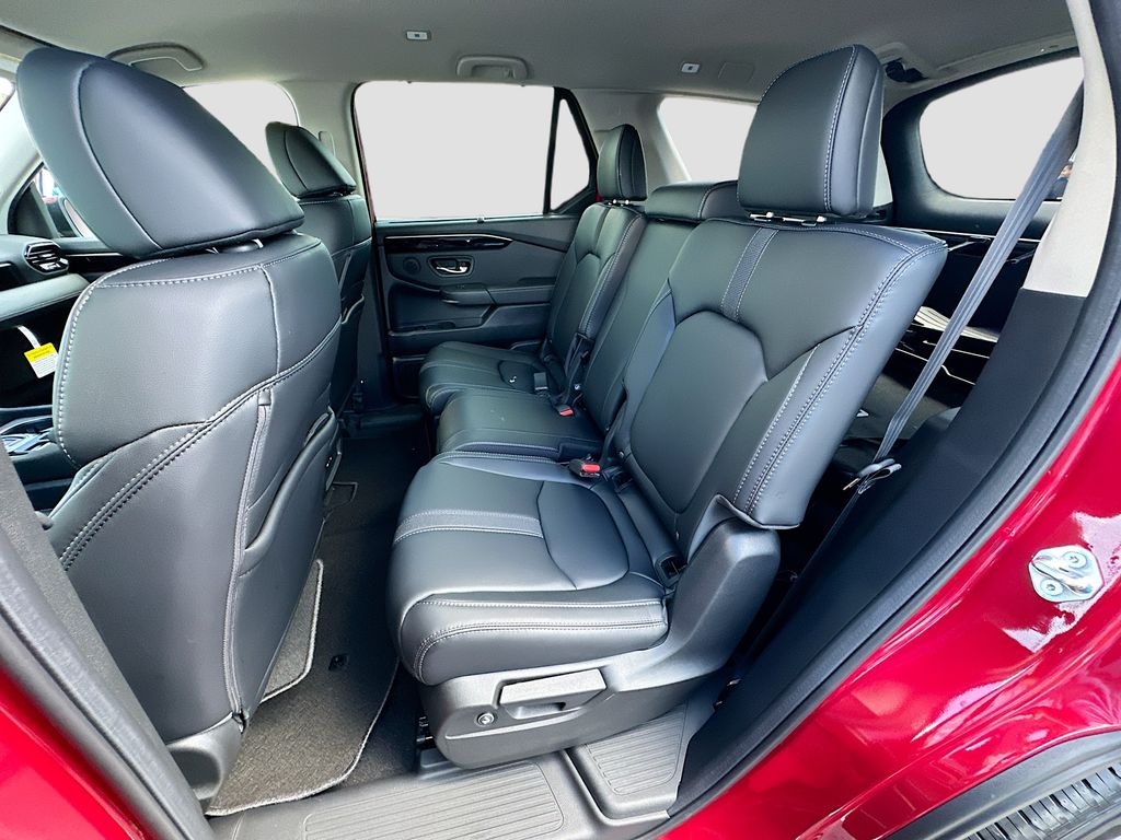 Thumbnail: 2025 Honda Pilot - 16