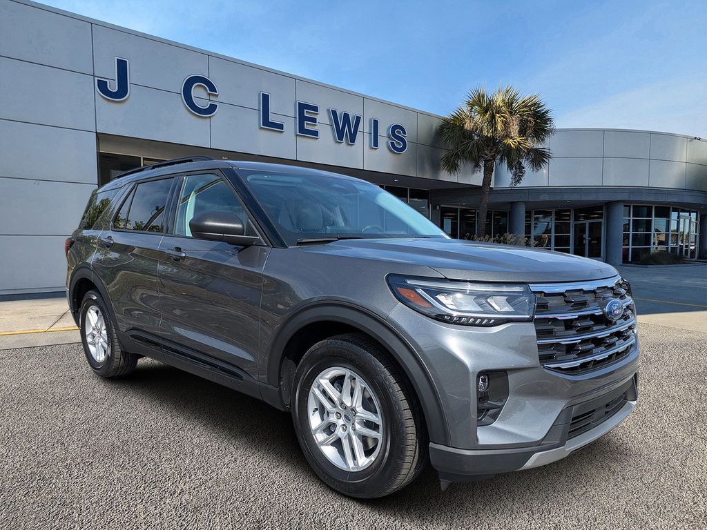Carbonized Gray Metallic 2026 Ford Explorer Active RWD SUV / Crossover Rear-Wheel Drive Automatic