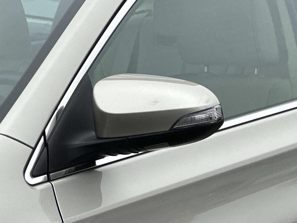 Thumbnail: 2014 Toyota Avalon - 2