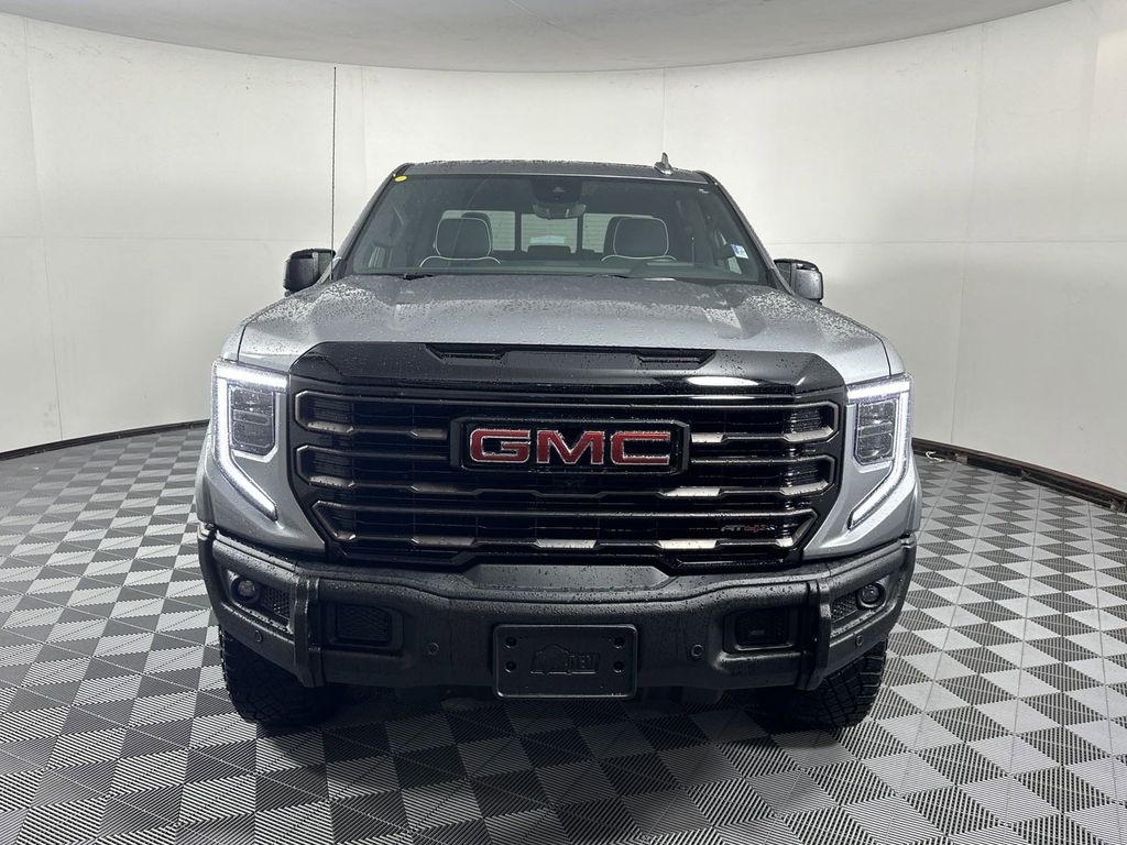 2024 GMC Sierra 1500 AT4X 2