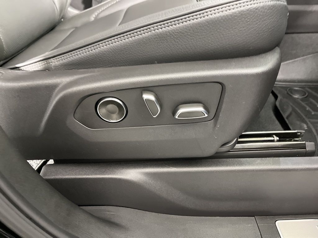 Thumbnail: 2025 GMC Sierra 1500 - 7