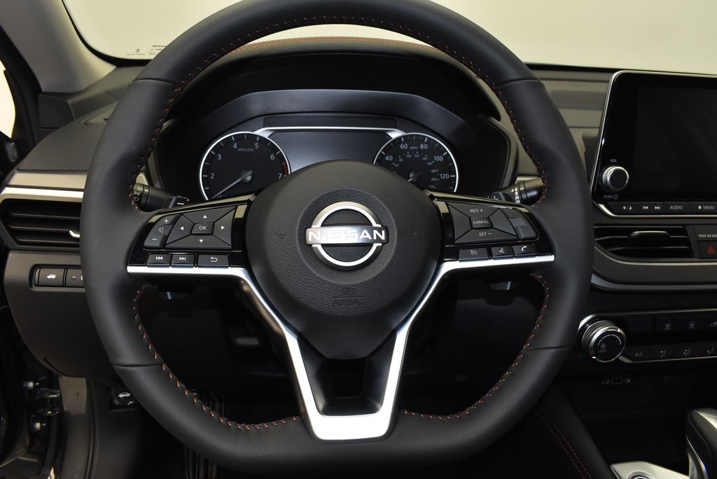 Thumbnail: 2025 Nissan Altima - 18