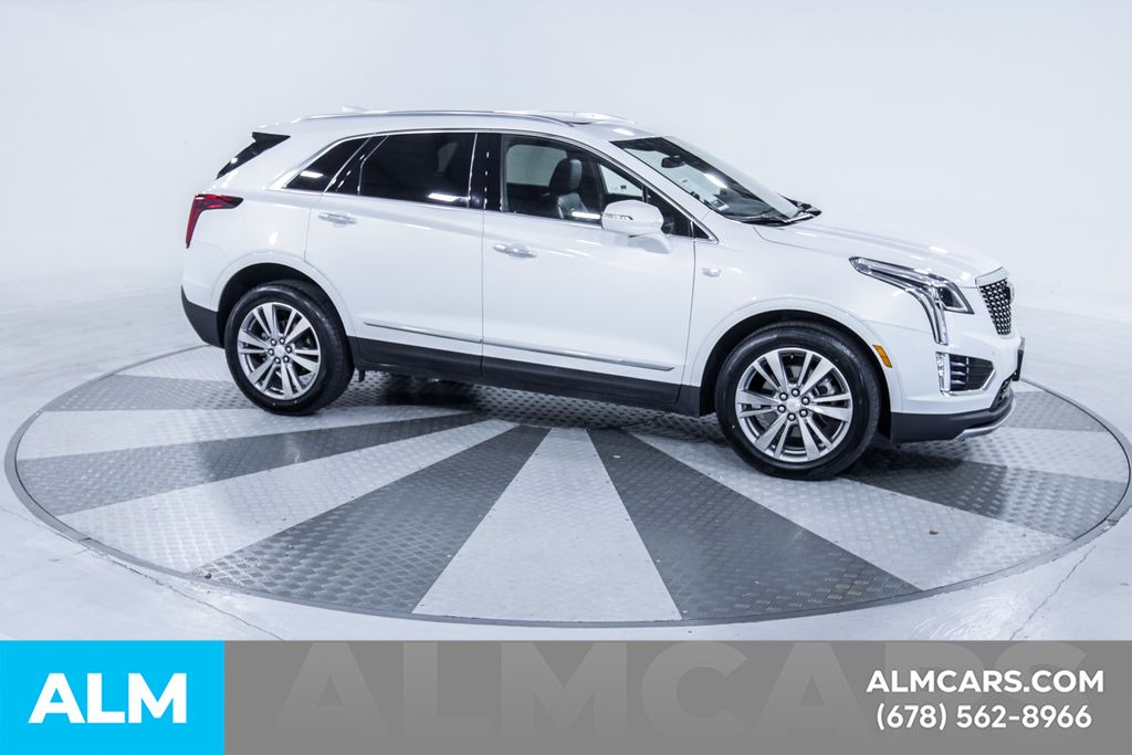 Used 2024 White Cadillac Premium Luxury image 13