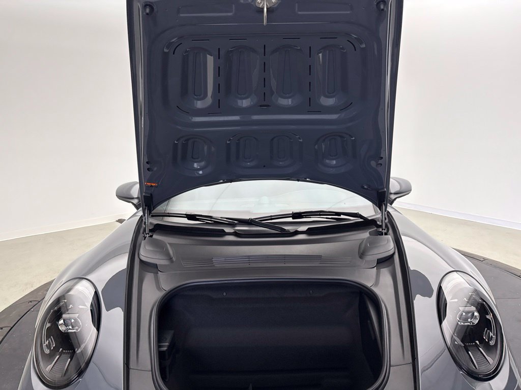 Thumbnail: 2025 Porsche 911 - 13