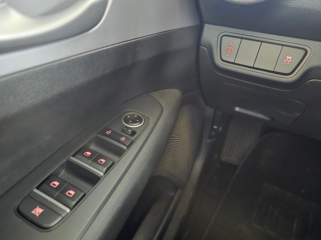 Thumbnail: 2024 Kia Forte - 13