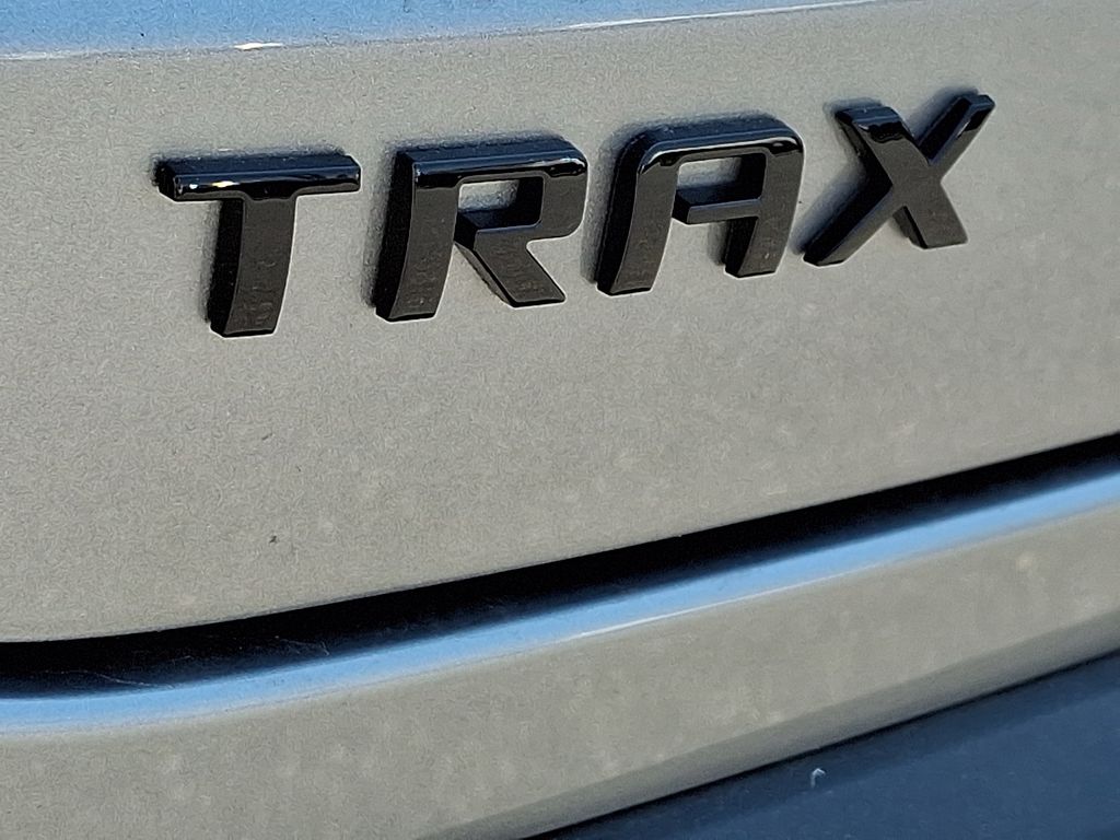2025 Chevrolet Trax 2RS Gray at Klick Lewis Buick Chevrolet