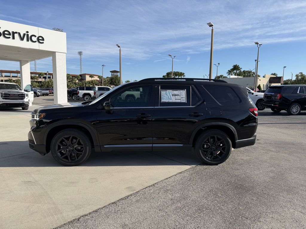 new 2025 Honda Pilot car, priced at $50,875