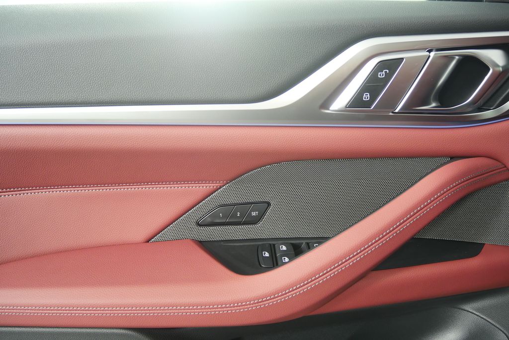 Thumbnail: 2025 BMW i4 - 8