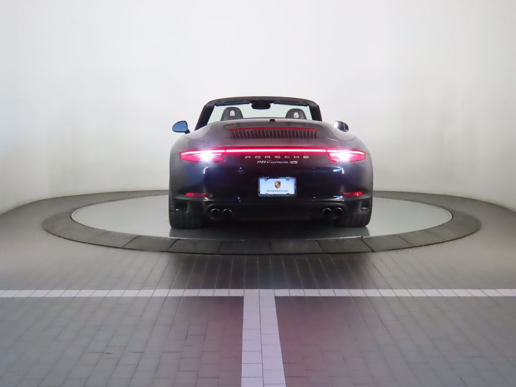 Thumbnail: 2018 Porsche 911 - 14