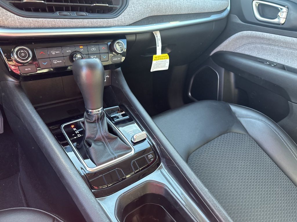 Used Car 2022 Jeep Compass  Latitude For Sale Under $20,000 In Austin, Texas