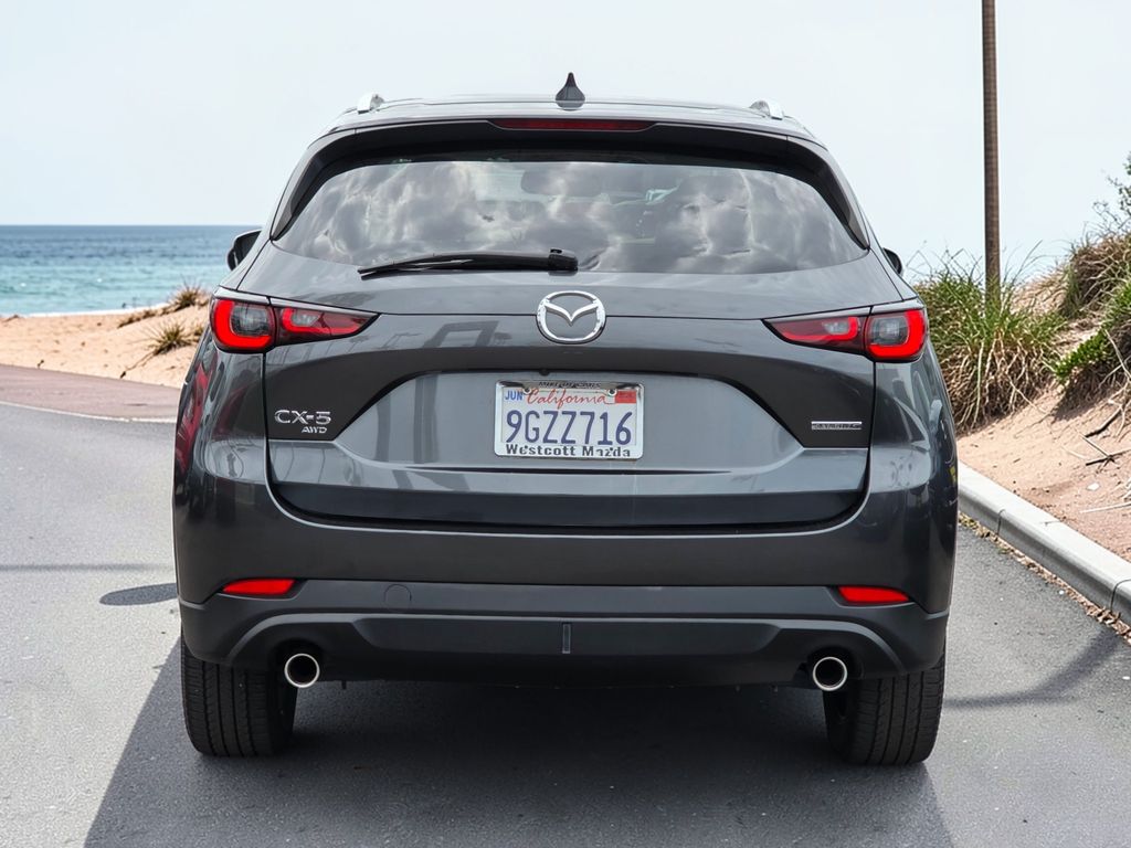 View vehicle photo 5