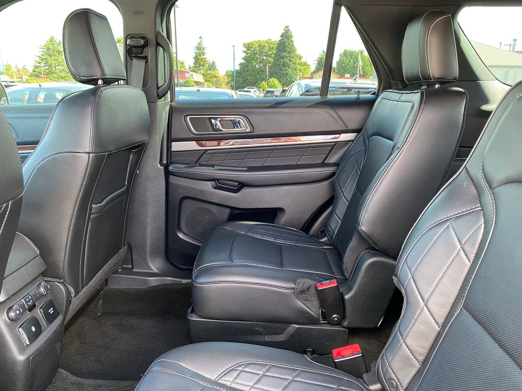 2018 Ford Explorer Platinum