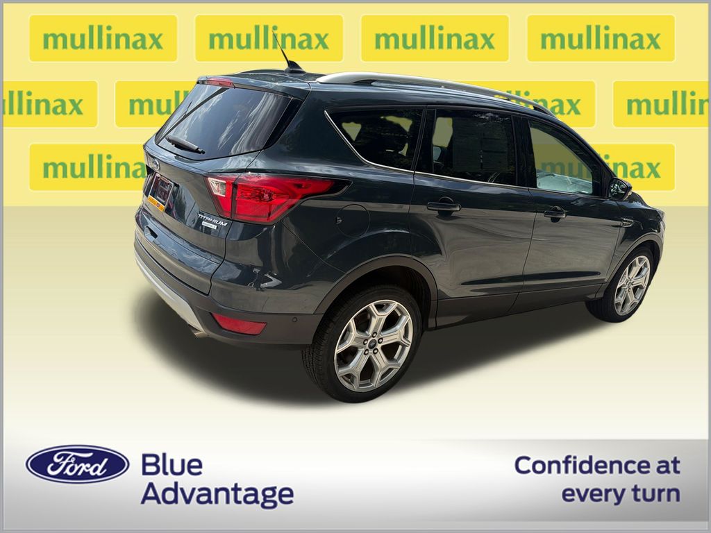 Used 2019 Green Ford Titanium image 4