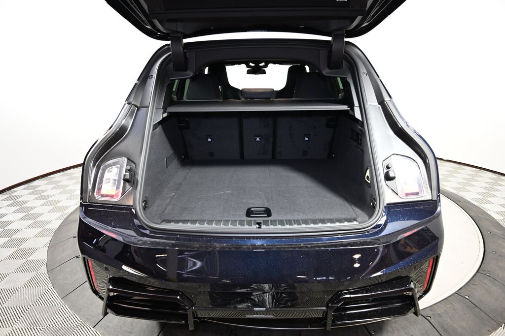 Thumbnail: 2026 BMW iX - 10