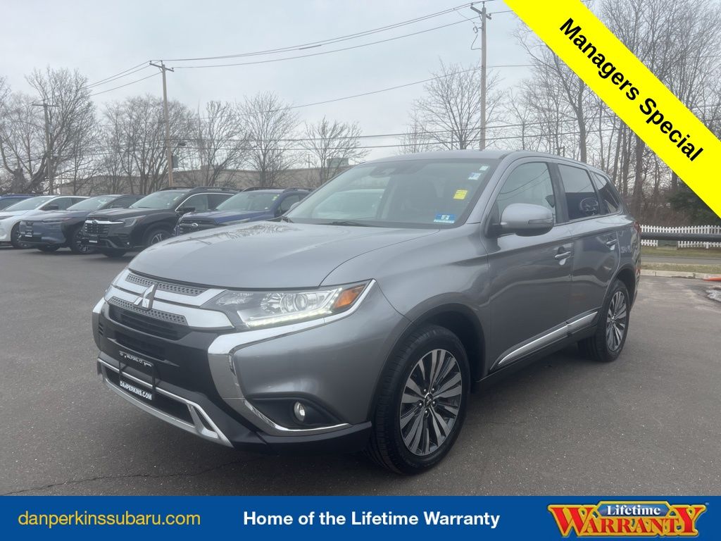 Mercury Gray Metallic 2020 Mitsubishi Outlander SUV / Crossover All-Wheel Drive Continuously Variable Transmission